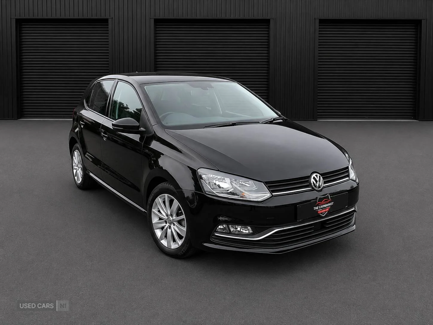 2015 Volkswagen Polo in Black